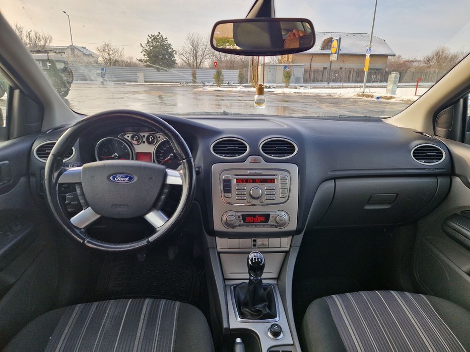 Ford Focus 1.6 Benzina