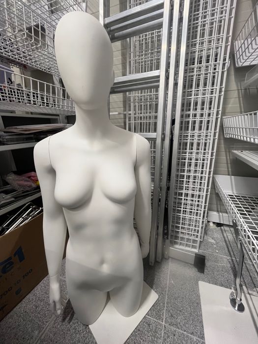 Гипсови манекени