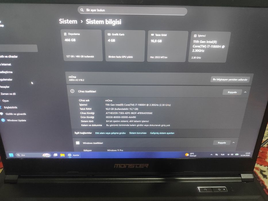 Monster Noutbook Abra V18.2