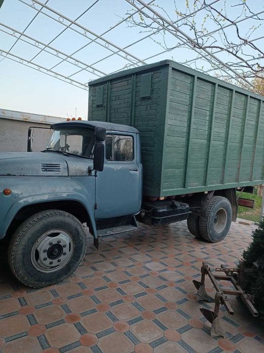 ЗИЛ 138.фургон.йили.1985.матори.Урал.матор.каробка.камчилиги.йук.