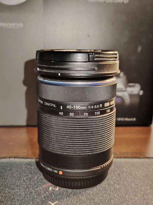 Olympus OM-D E-M10 Mark II + 3 обекти (3450 кадъра), грип и аксесоари.