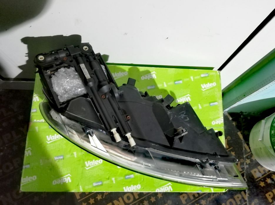 Фар Фарове за Volkswagen Phaeton / Фолксваген Файтон Bi-Xenon.