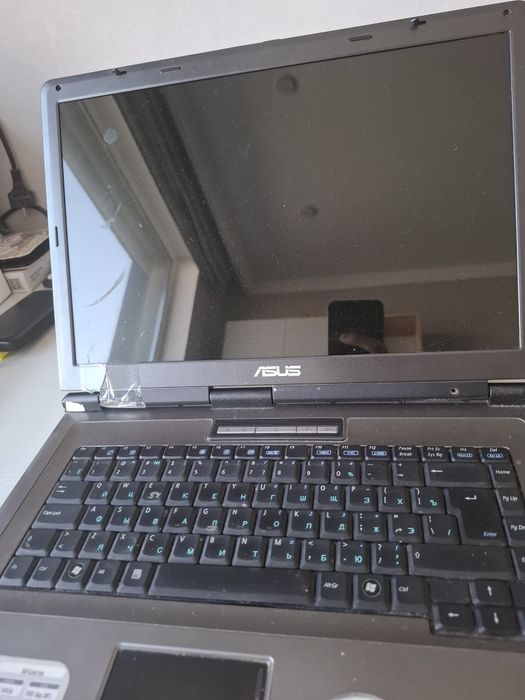 Продам ноутбук асус