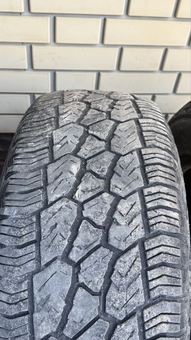 Две резины 275/65r17