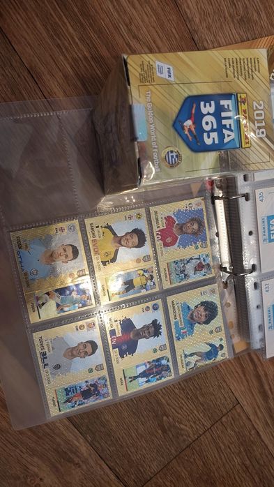 FIFA 2019 PANINI - новая коллекция + новый бокс