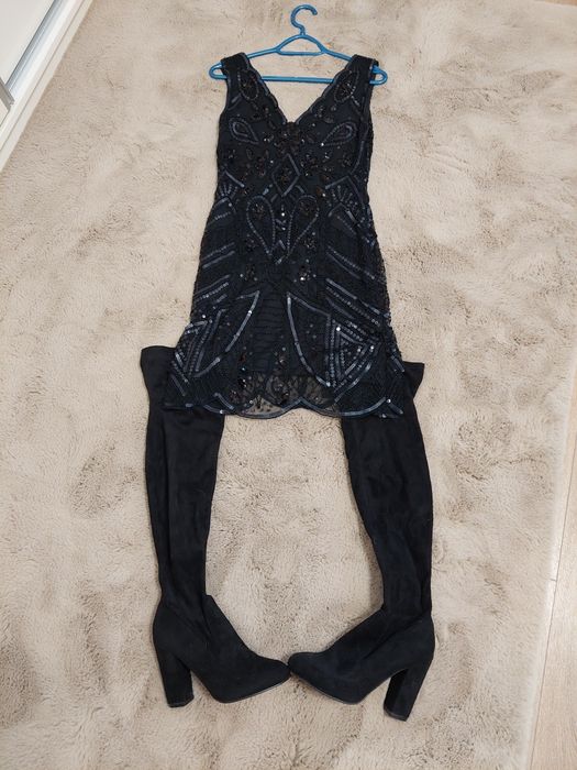 Черна парти рокля  с пайети