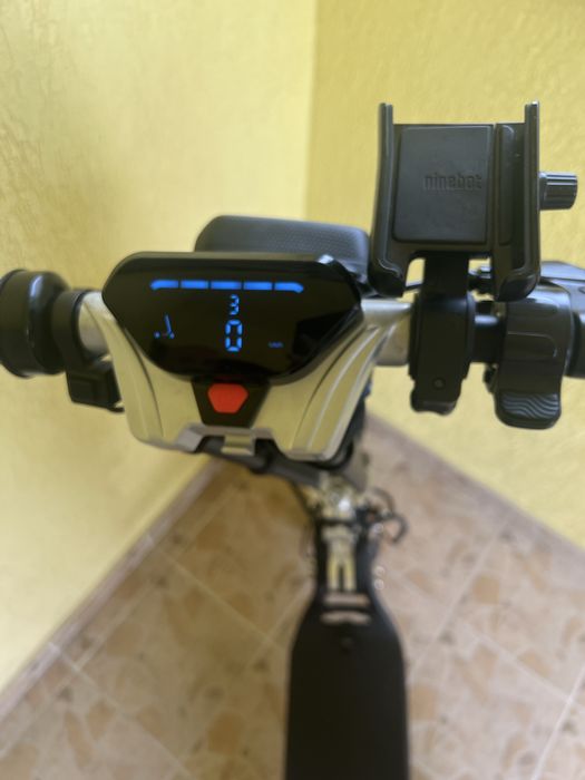 Електрическа тротинетка G63 Dual 2400W