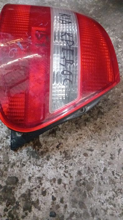 Стоп-сигнал kia clarus credos