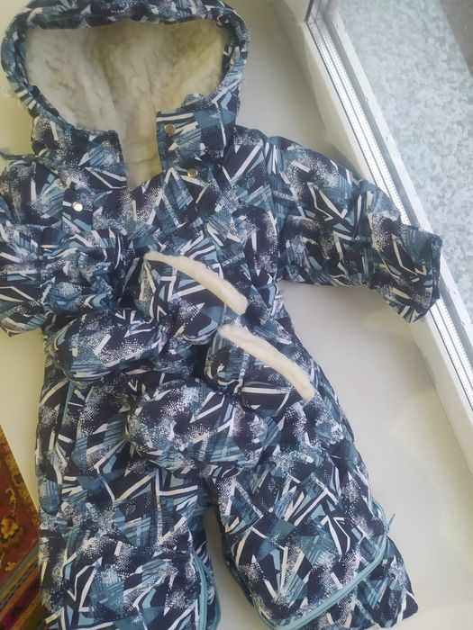 Продам зимний комбинезон 10000тг