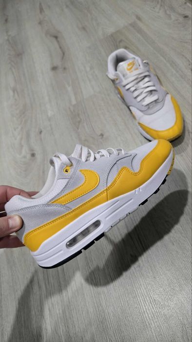 Маратонки Air max