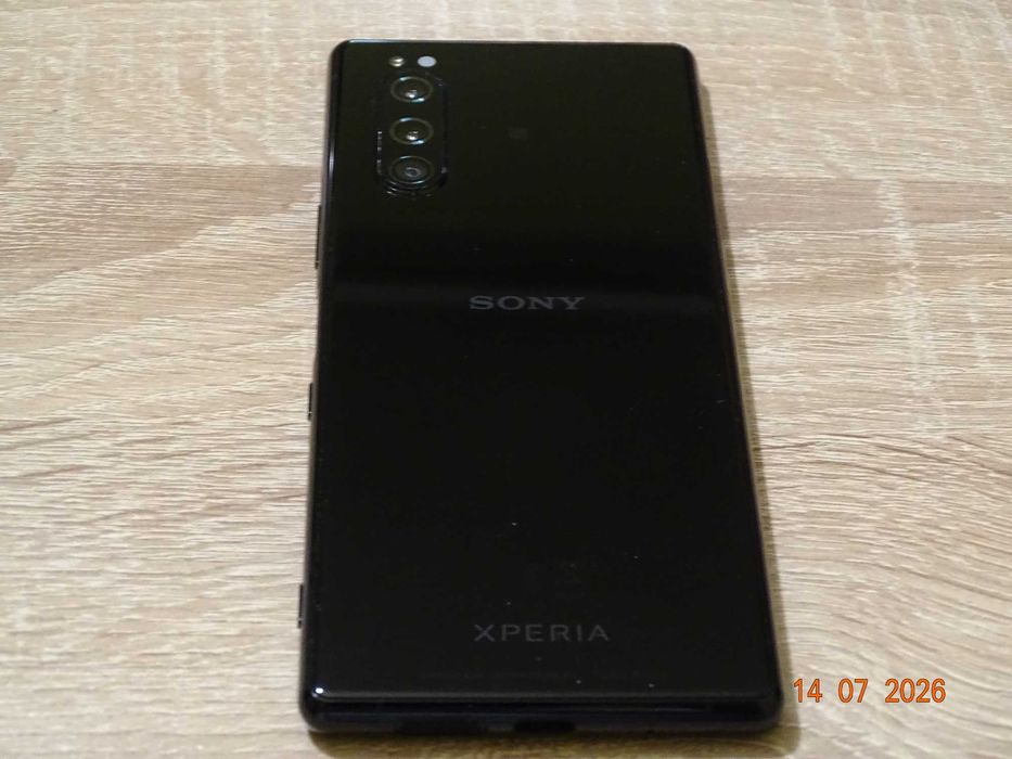 Мобилен телефон Sony Xperia 5