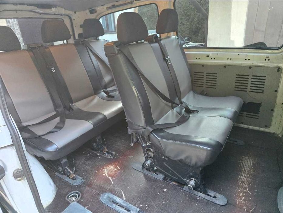 Mercedes Vito 2.2d 8+1 locuri