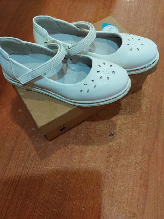 Продам туфли балетки в отличном состоянии