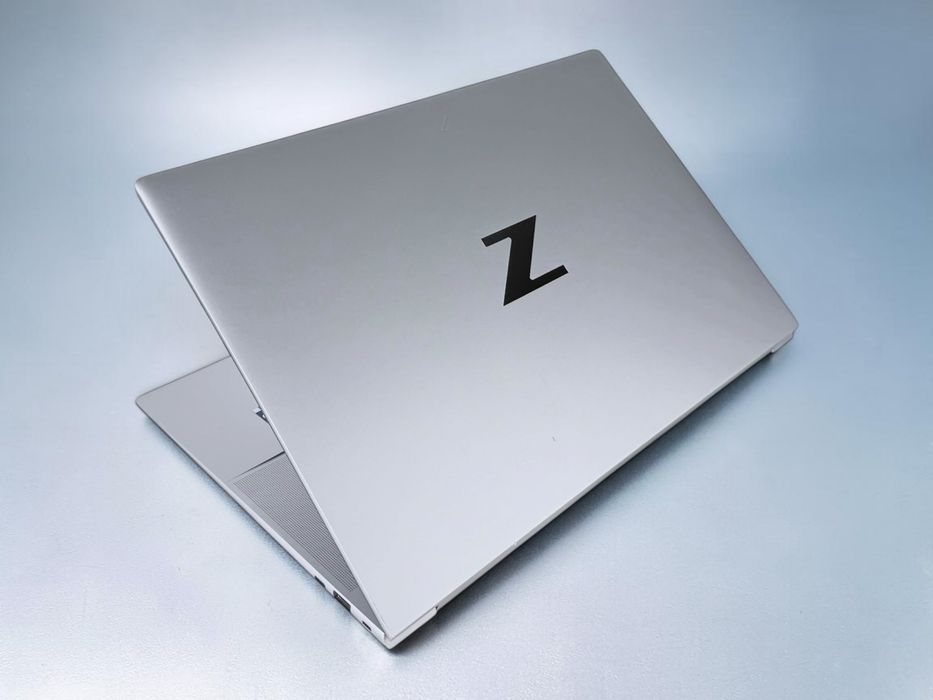 Лаптоп HP ZBook Studio 16 G9 16" WUXGA Intel Core i9-12900H 32GB RAM 1TB SSD NVIDIA RTX A2000 8GB