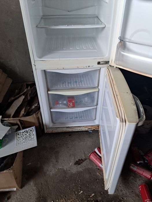 Продам холодильник