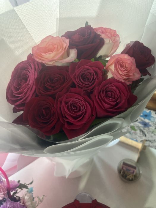 гүлдер сатылады,