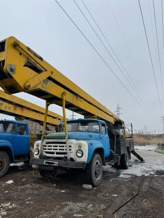 Продается Автовышка Зил
