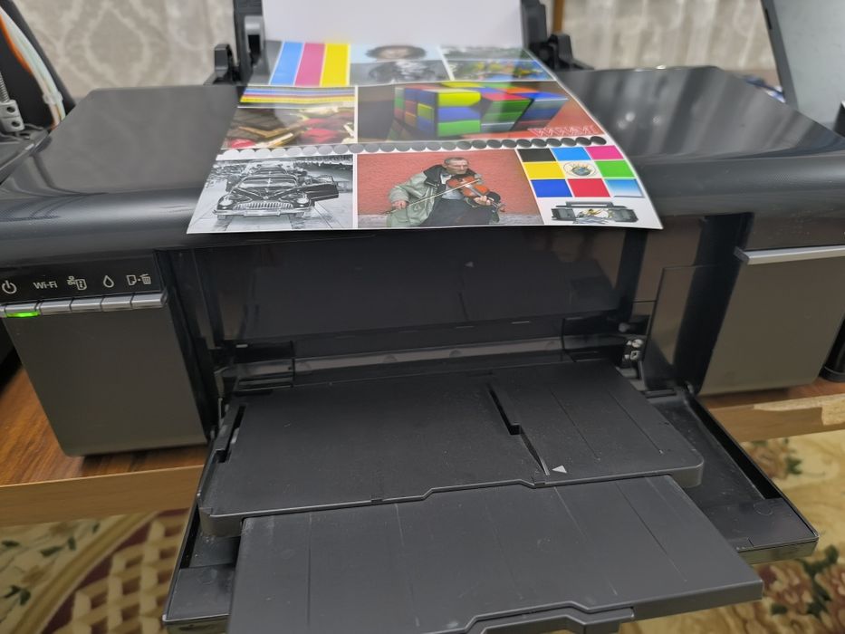 Цветной принтер Epson l805