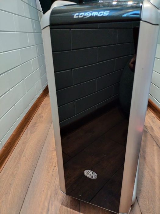 Продам корпус Cooler Master