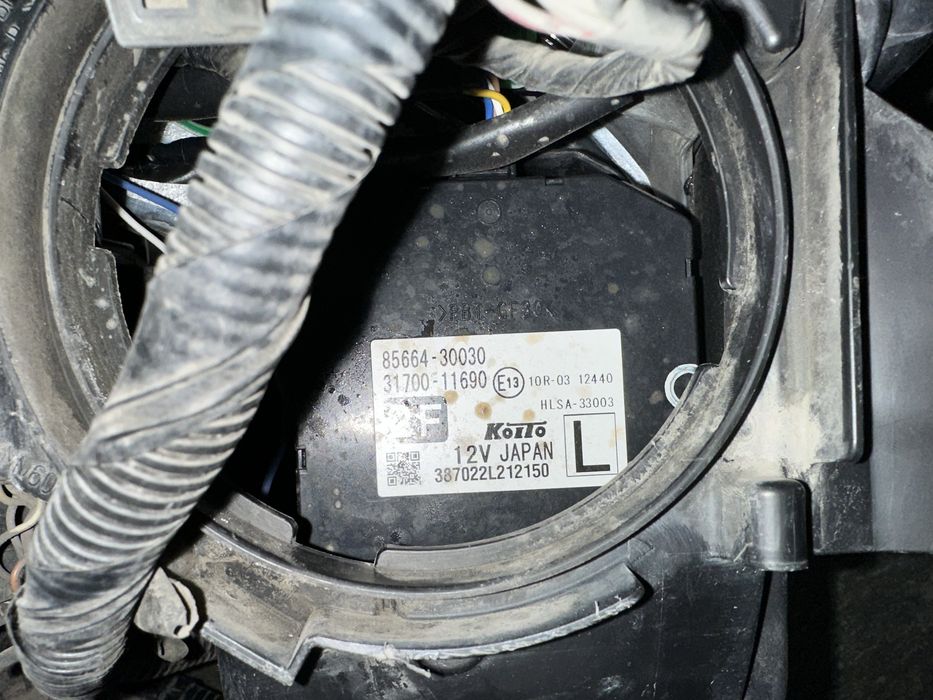 Фара Лексус lx570