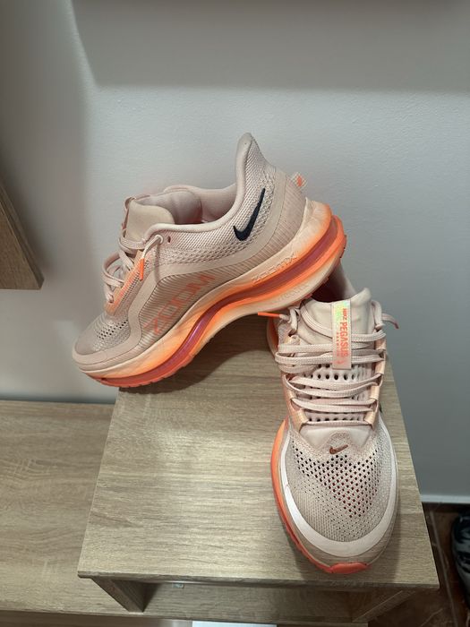 Продавам обувки:Nike PEGASUS PREMIUM ZOOM