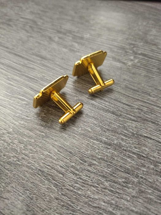 Запонки под костюм