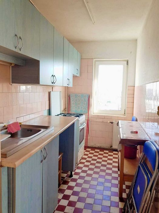 Închiriez ap. cu 4 camere in Vlaicu