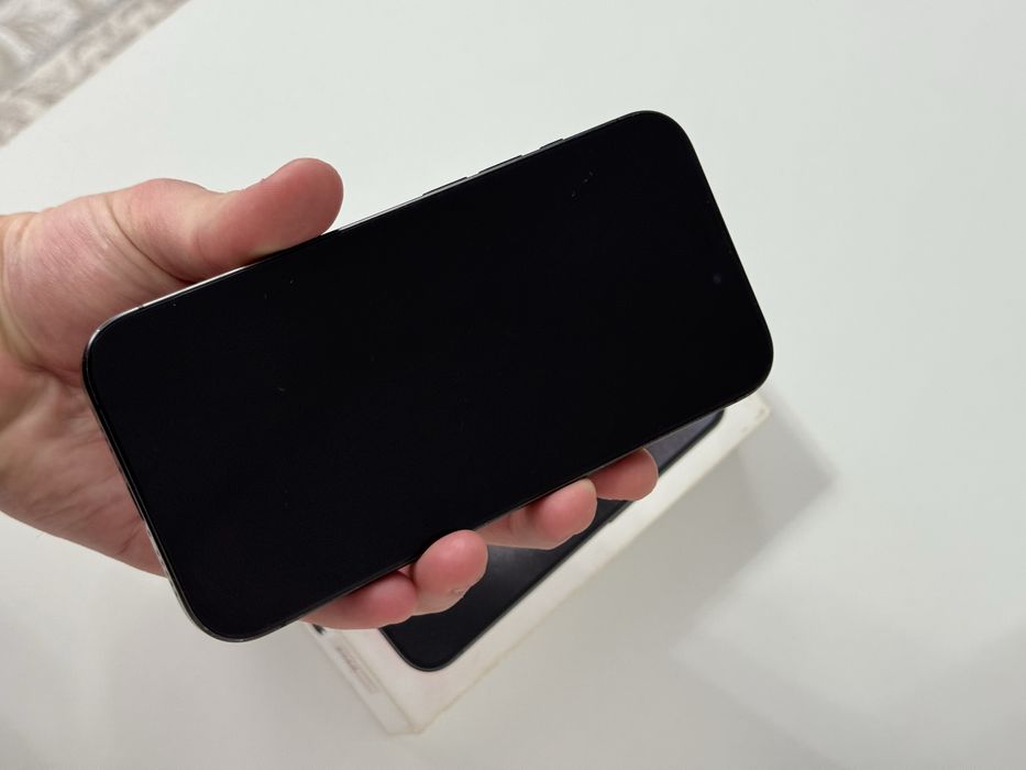 Продам iphone 15 pro