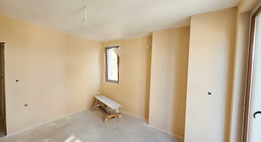 Продавам двустаен апартамент в кв. Сарафово, гр. Бургас