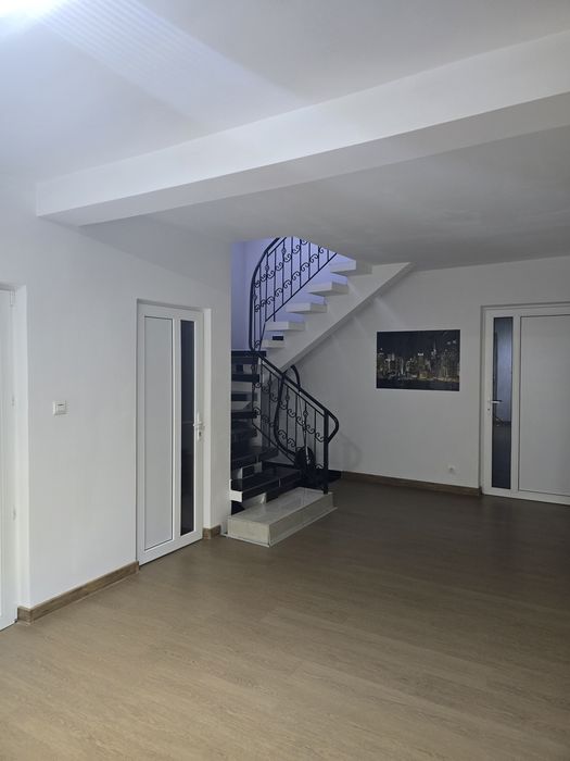 Vând casa Ideciu de Jos.