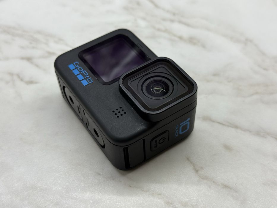 GoPro Hero 10 + Enduro  батерии + Max lens mod + Volta battery grip