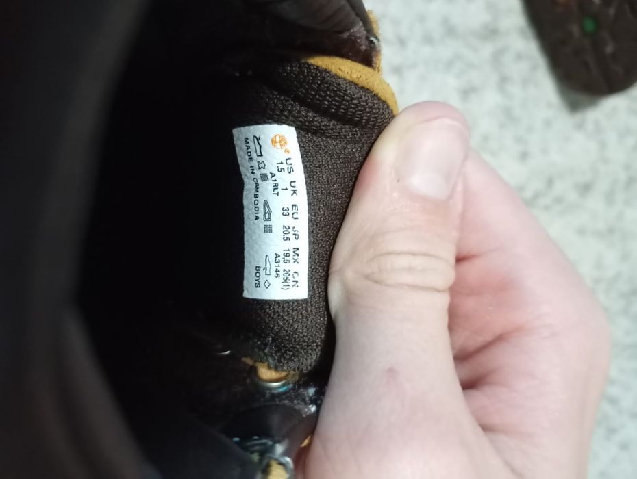 Ghetuțe Timberland pentru copii mici