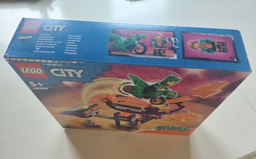 LEGO city 60359 - cascadorie moto-crocodil