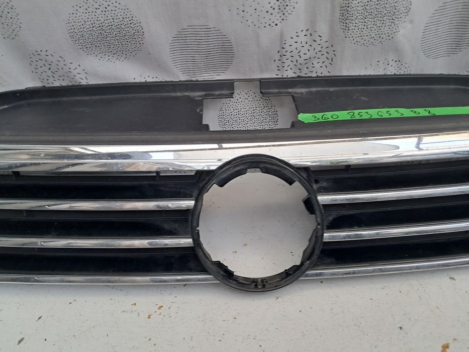 Грил решетка Vw Passat B8