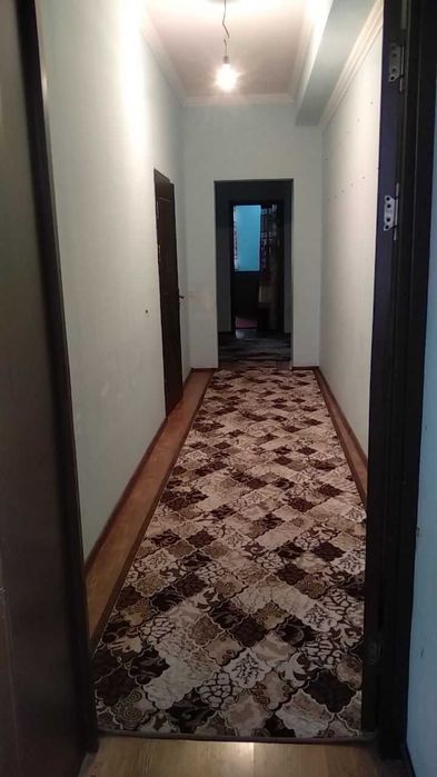 СРОЧНО продается 3*ком 110м2 керпичн.балкон 2х6. рядом мечеть Зангиата