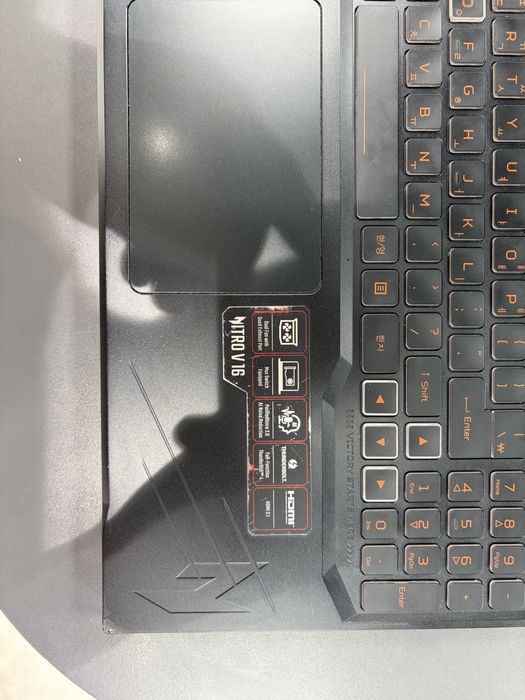 Noutbuk Acer Nitro V16