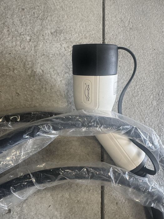 Зарядна станция 22 kw SINO