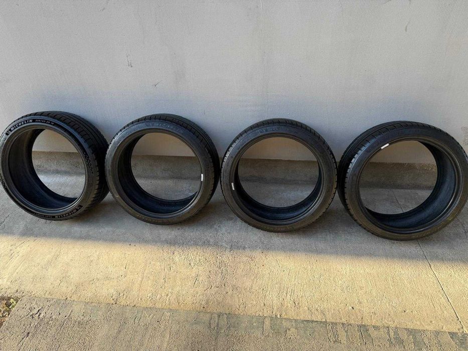 Vand 4 anvelope vara MICHELIN