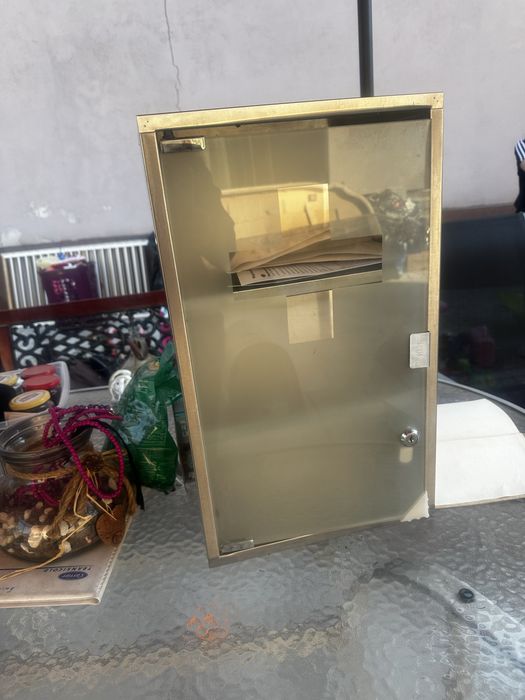 Trusa medicala pentru perete (sticla)
