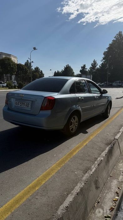 Шевролет Ласетти