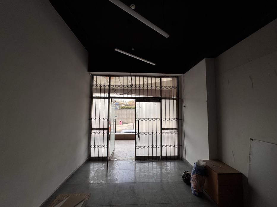 Коммерческое помещение площадью 160 м²