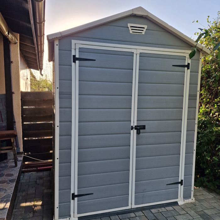 Vand magazie gradina