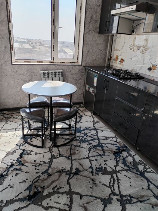 1 хонали уй Ангор туман Дехқон бозоири орқасида