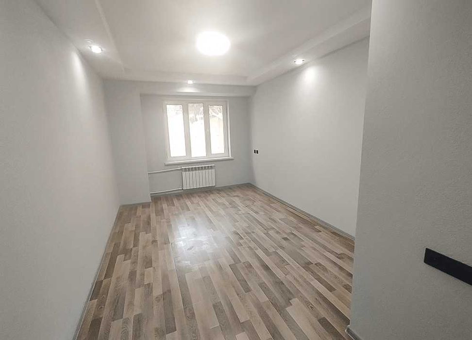 Аренда помещения под офис 150 м2 на 1-м этаже, 9 кабинетов, 2 склада