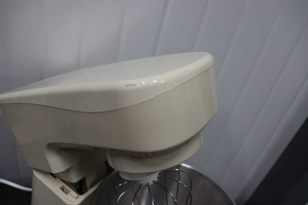 Планетарен миксер Bakaji Planetaria мощност 1000W, купа 5L,10 скорости