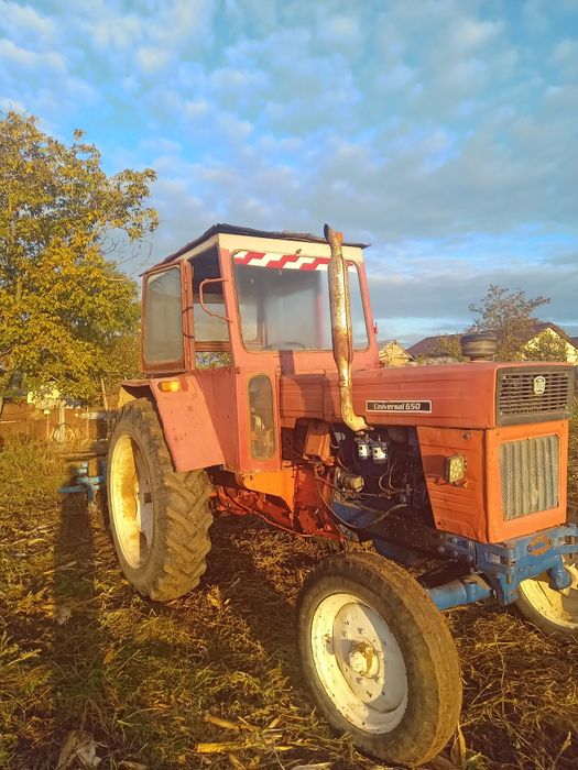 Tractor de vanzare
