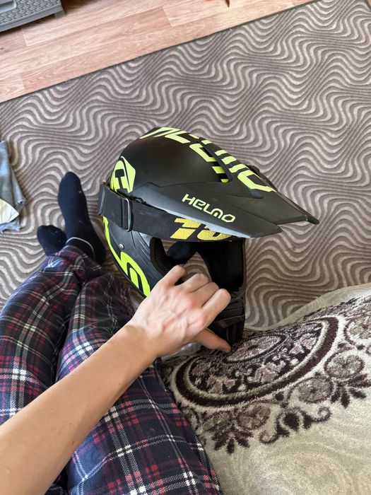 продам шлем для мото