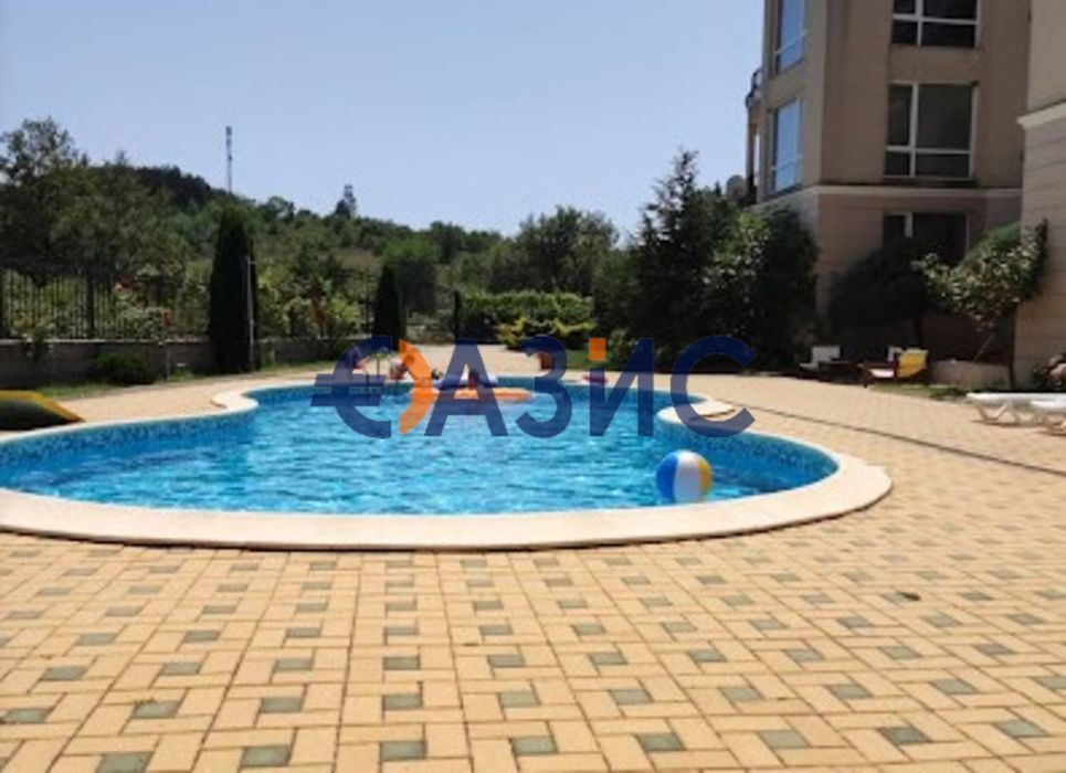 Продава се Двустаен апартамент в Обзор - 68 кв.м за 540 €/кв.м - Снимка #14
