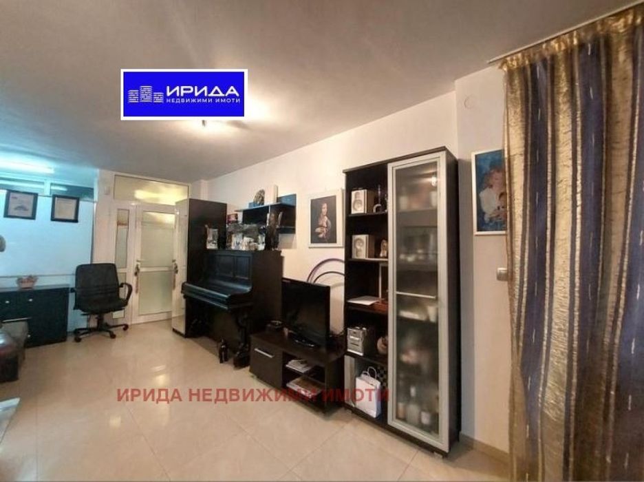 Продава се Тристаен апартамент в София, Белите брези - 112 кв.м за 1508 €/кв.м - Снимка #1