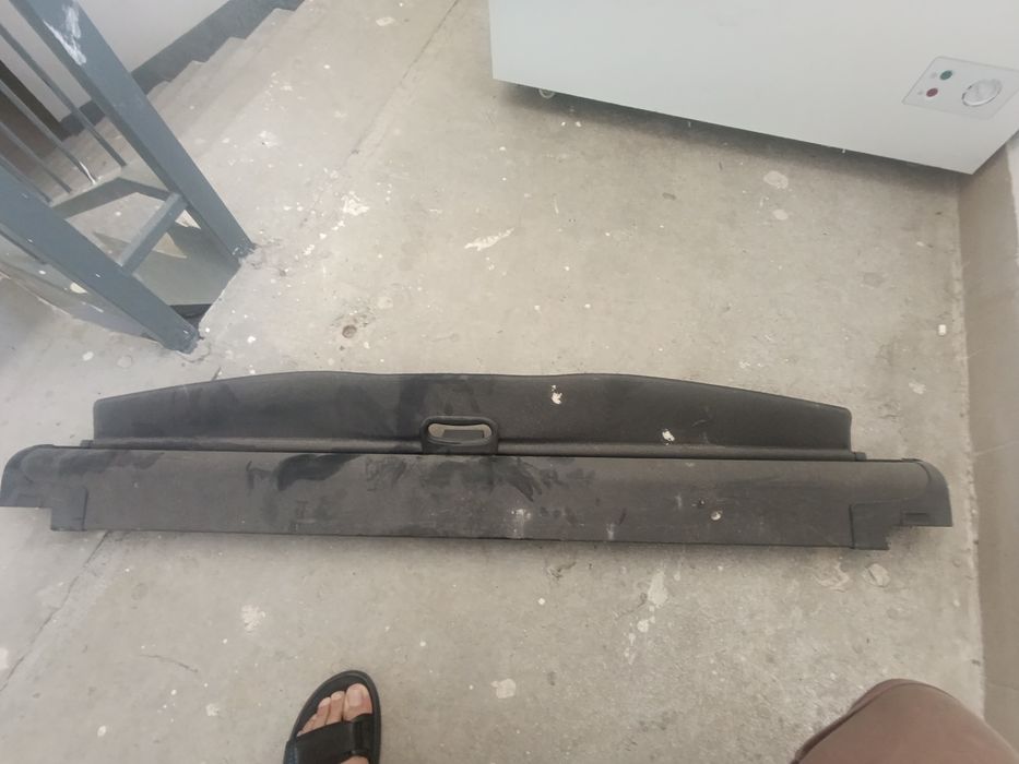 Продается шторка багажника на БМВ